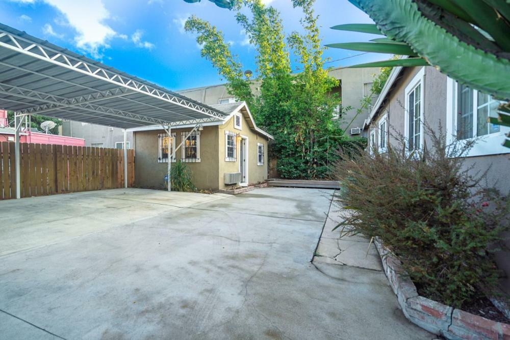 Stylish 2 Bed & 2 Bath At The Heart Of Hollywood With Free Parking - One Car Only Apartment Los Angeles Luaran gambar