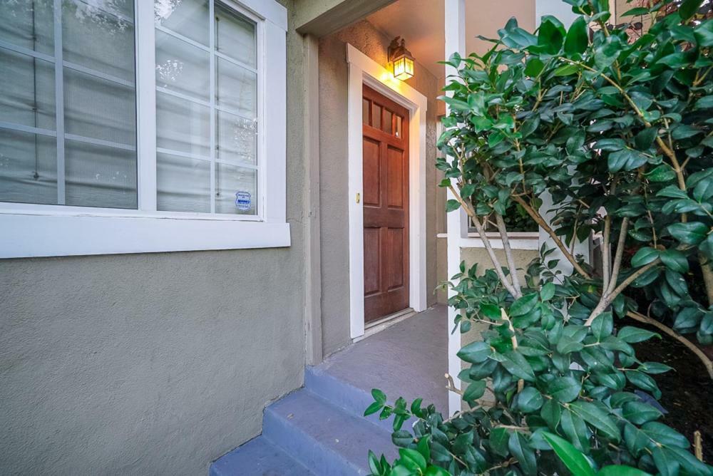 Stylish 2 Bed & 2 Bath At The Heart Of Hollywood With Free Parking - One Car Only Apartment Los Angeles Luaran gambar